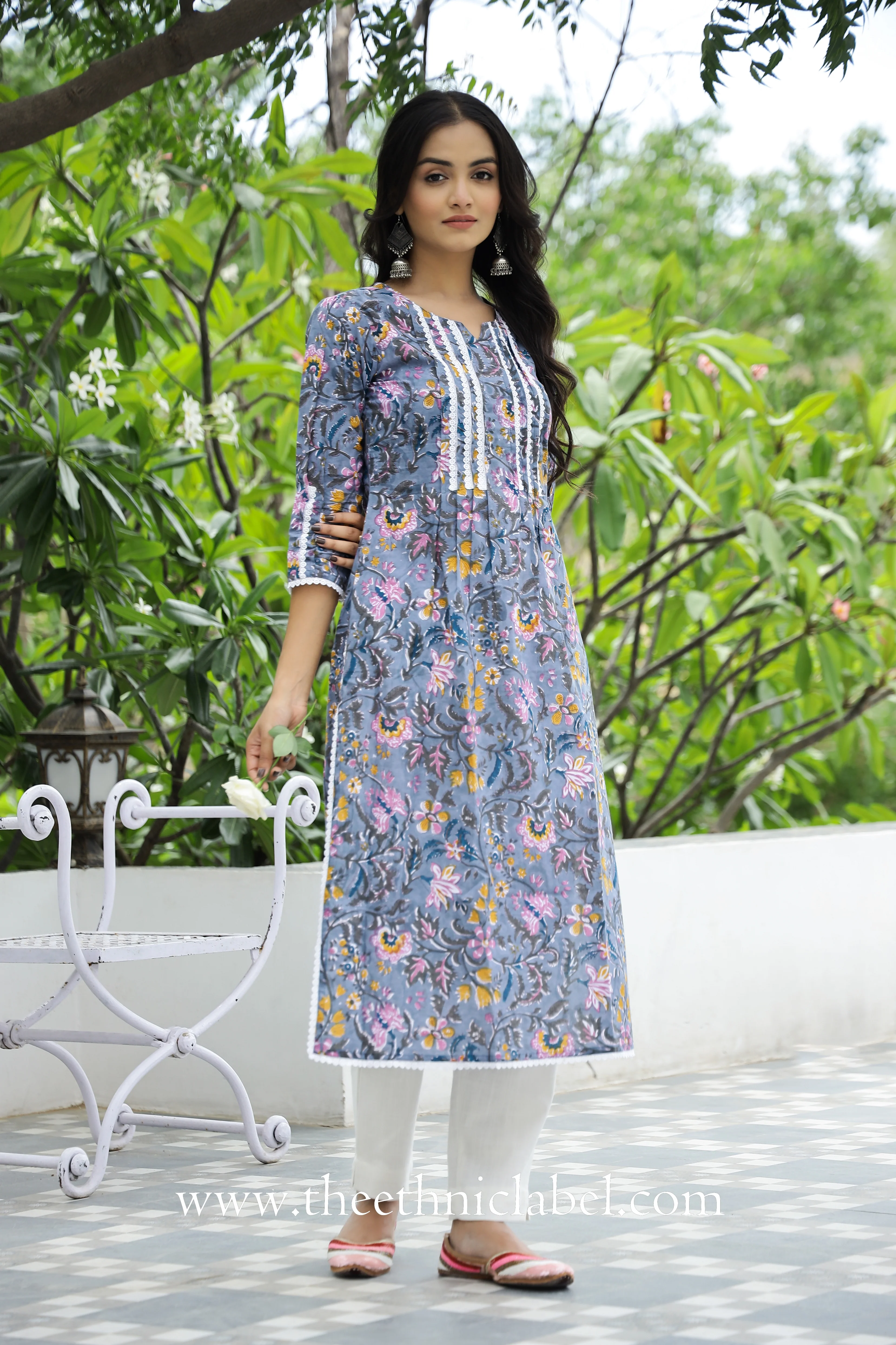 "Aina" Grey Laced Cotton Kurta - Image 3