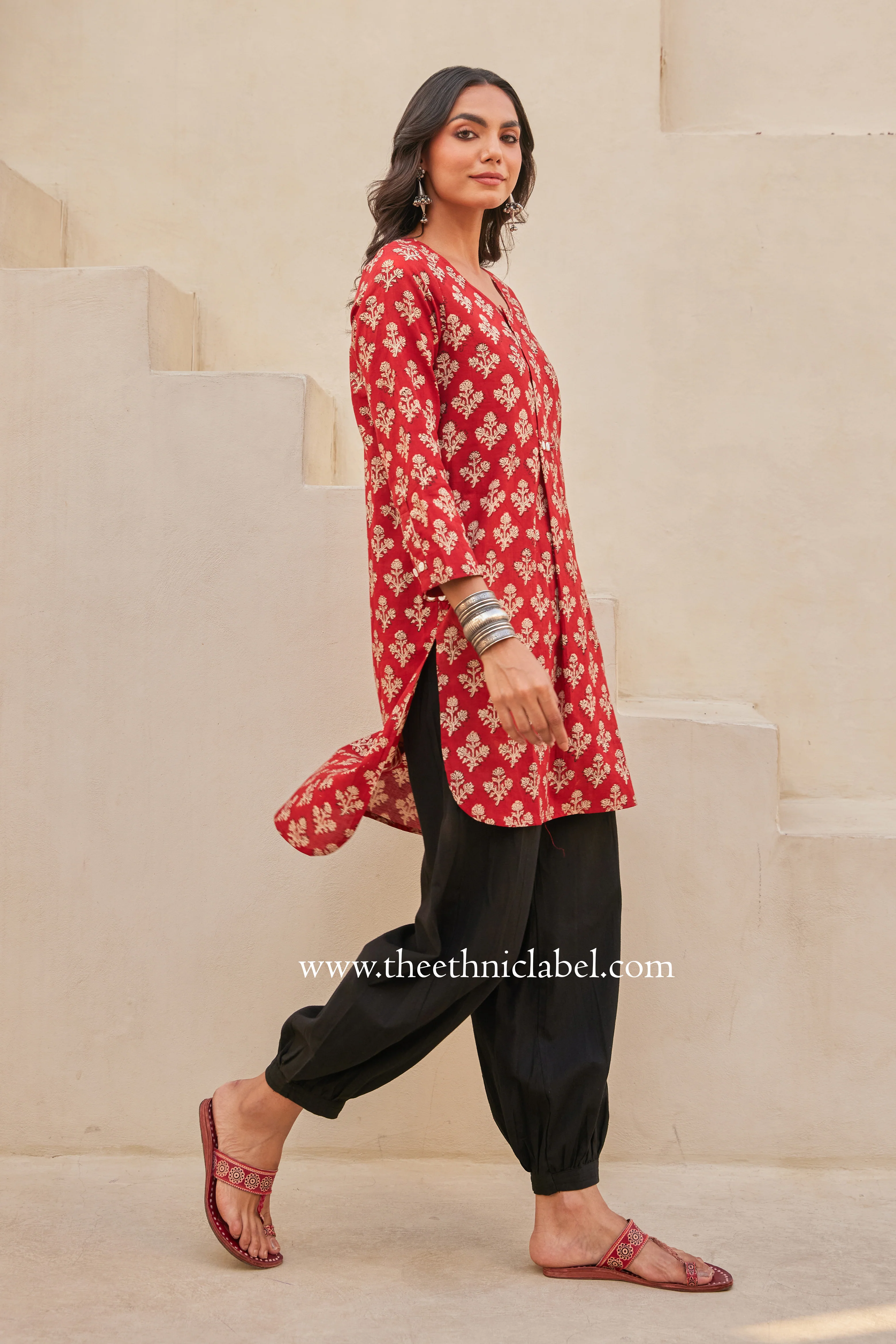 "Prana" Block Printed Asymmetric Cotton kurta - Image 4