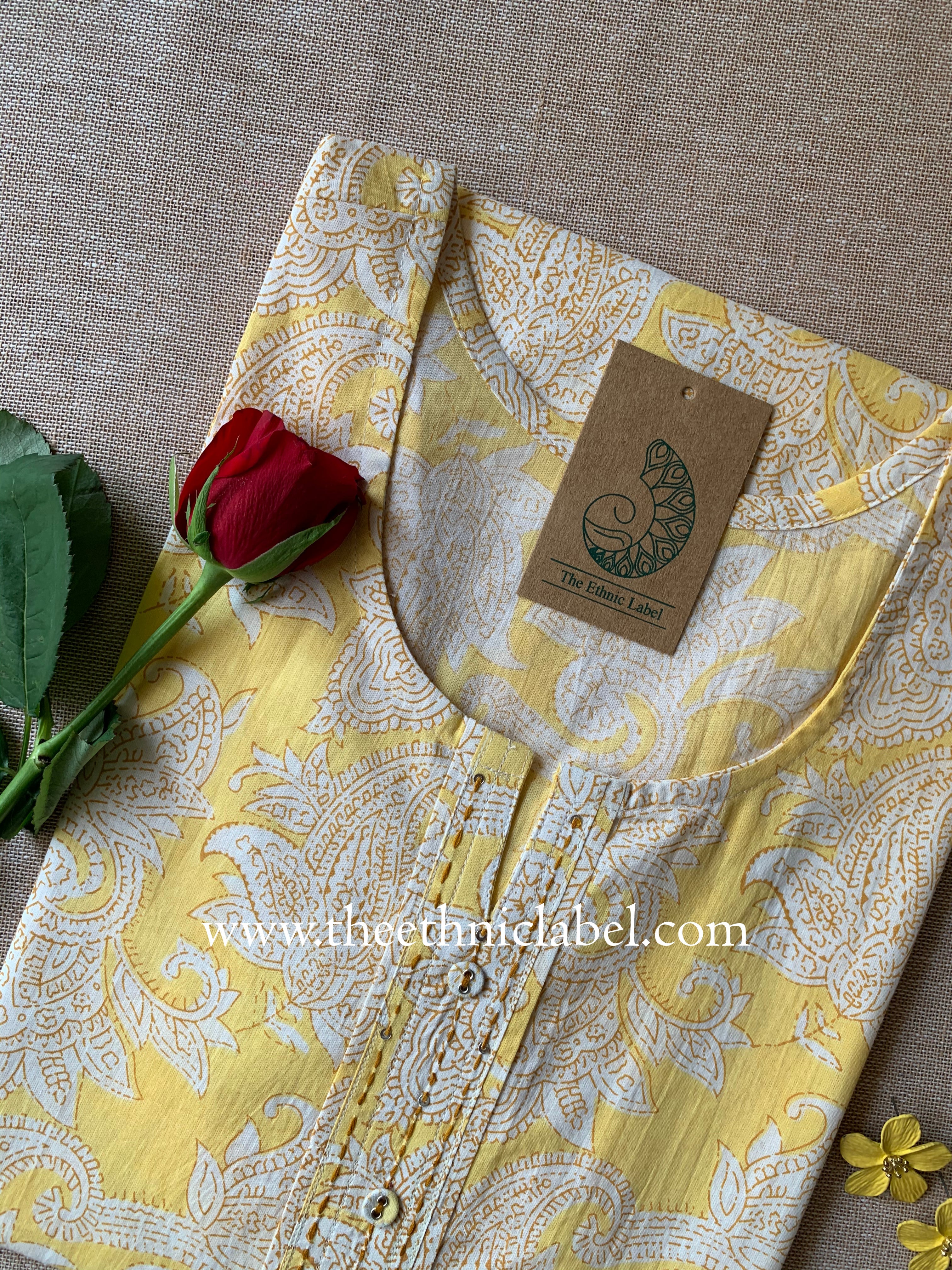 "Maala" Buttoned Cotton kurta - Image 3