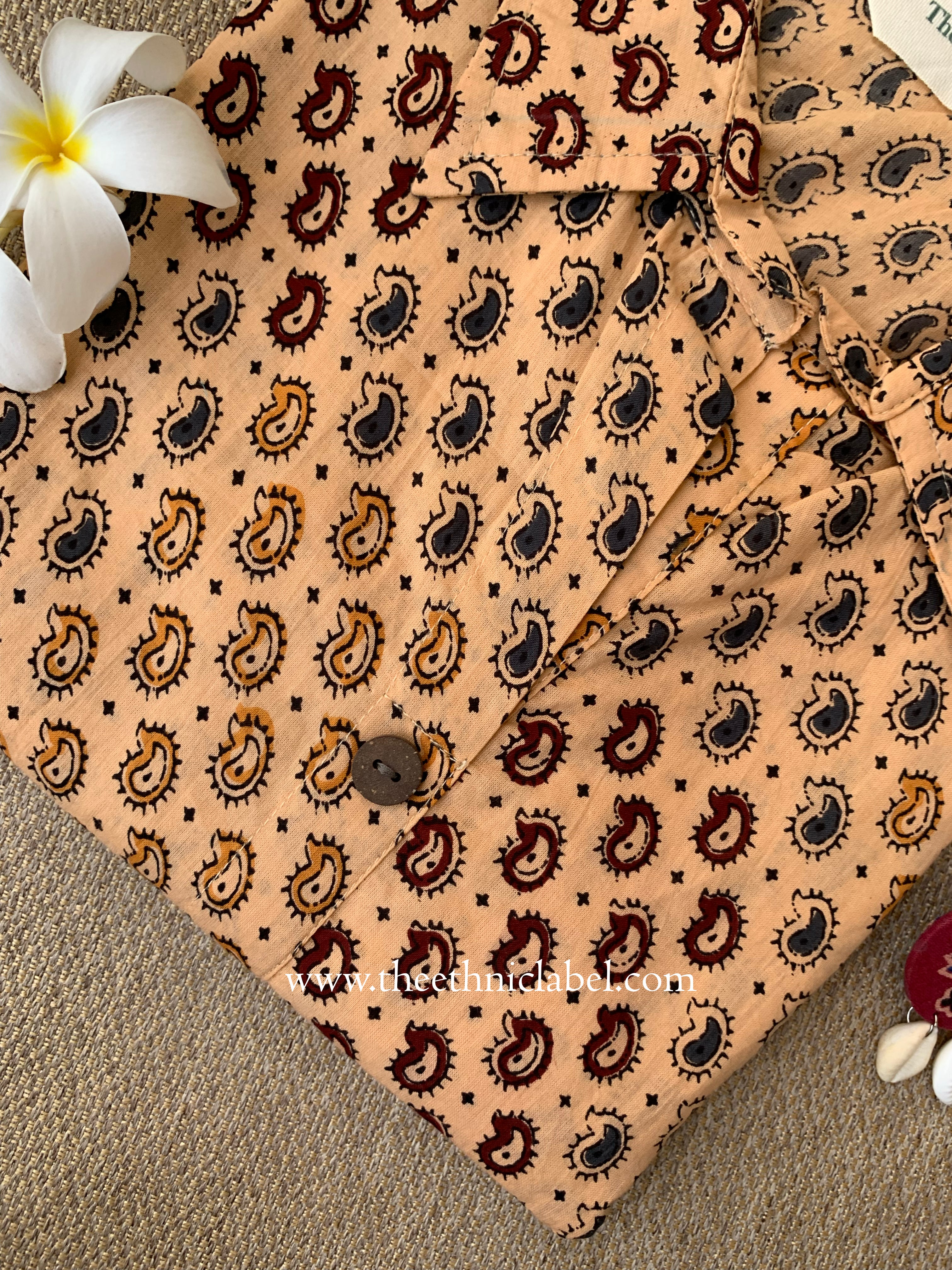 "Zarif" Collared Cotton kurta - Image 3